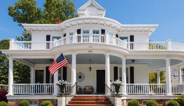 The Edenton Collection-Captain's Quarters Inn