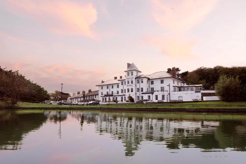 The Falcon Hotel