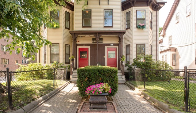 The Farrington Inn