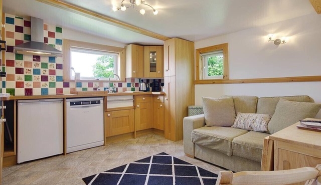 "The Ferns" One Bedroom Country Lodge