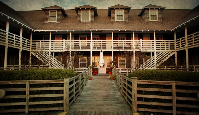 The First Colony Inn
