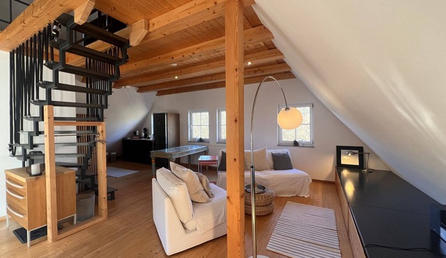 The flat can accommodate up to 4 people,