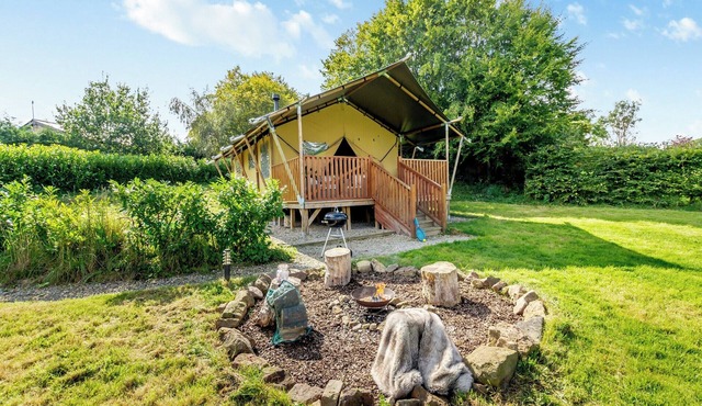 The Foxes Den - UK45295