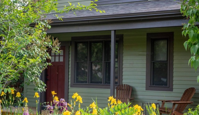 The Garden House in Livingston