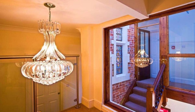 The Godalming Hotel