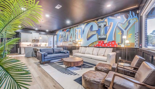 The Graffiti House @ Cooper-Young #1