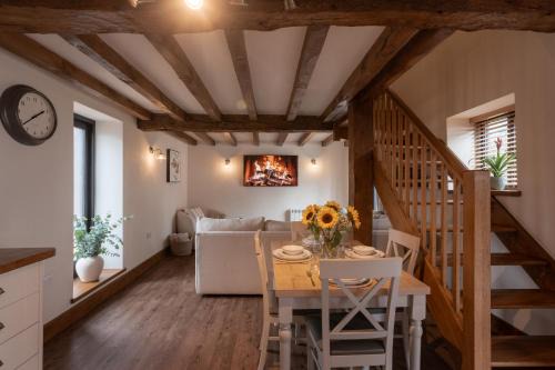The Granary Smeeth