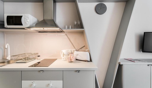 The Grey - Studio apartment with SLEEPING LOFT in the center of Budapest