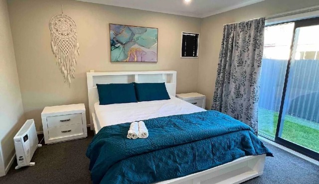 The Grove - Charming Private Guest Suite