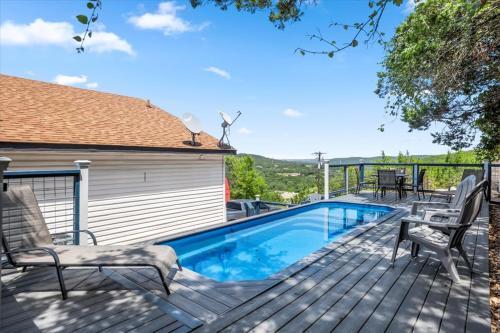 The Heritage Hideaway Sweeping Views Games & More