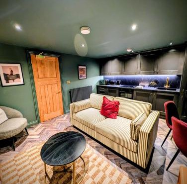 The Hideaway Bureau - Campbeltown