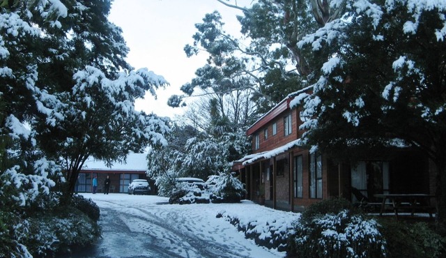 The Hobbit Motorlodge
