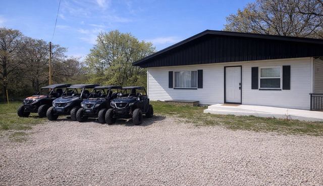 The Hootenanny Adventure Meets Comfort Loop 2 Offroad Park & Lake of the Ozarks