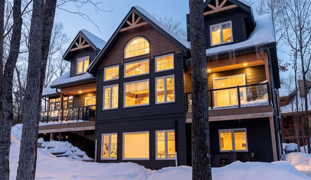 The Juniper is a Luxury Chalet in the Heart of Calabogie