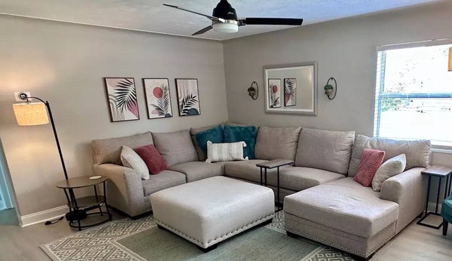 The Lazy Lizard~Fun Cozy Cottagenn