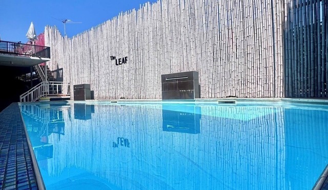The leaf&pool hostel