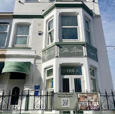 The Libra - Adults Only B&B with guaranteed carpark