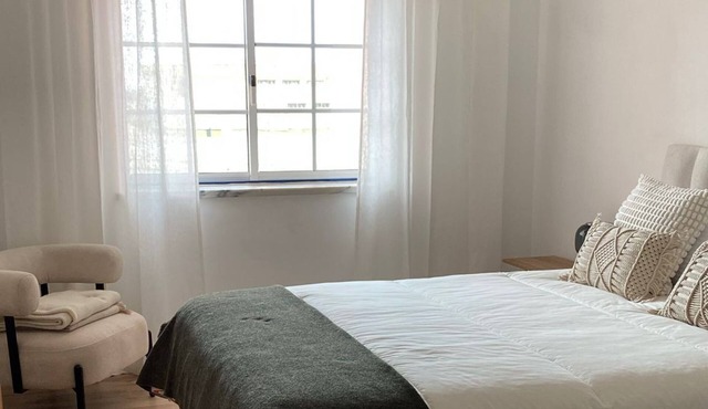 The Light House - A modern apartment near the famous surf-spots!