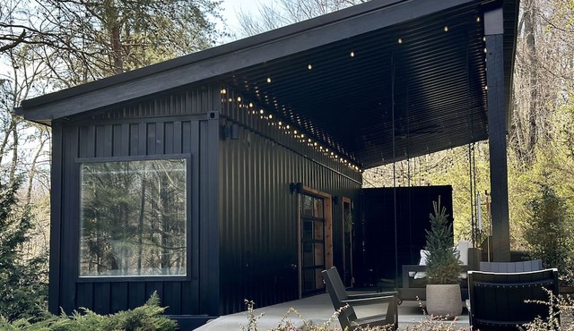 The Lily Pad by Creative Cabins