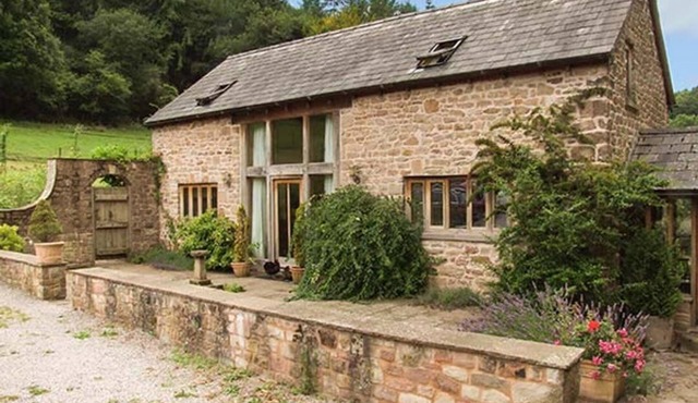 The Lodge Farm Barn, Deepdean