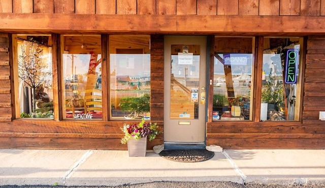 The Lodge Motel