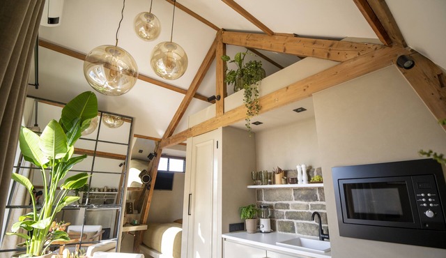 The LOFT; a luxury studio with private wellness & sunny roof terrace