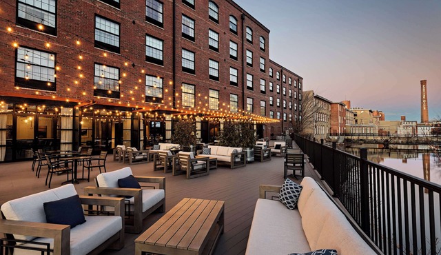The Loom Hotel, Tapestry Collection by Hilton