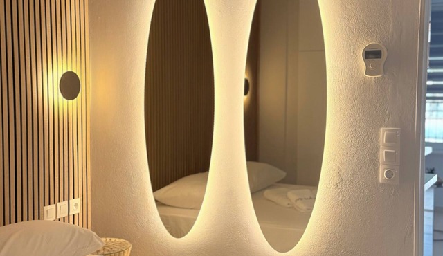 The Luxe Spot