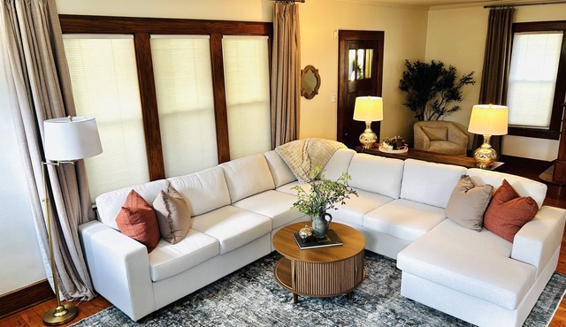 The Mac House - Sleeps 10