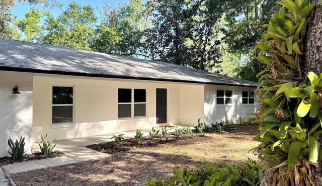 The Magnolia Modern | New, Near UF, Shands, Nature