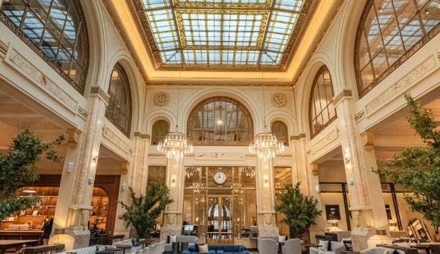 The Marmorosch Bucharest, Autograph Collection
