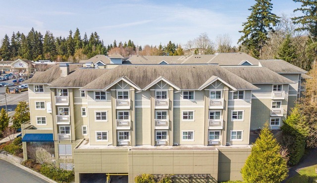 The Marshall Suites