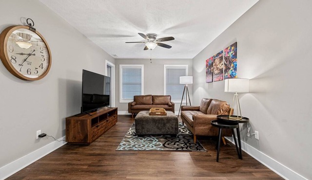 The Mint - A Perfect 4Bed/4Bath Weekend Getaway