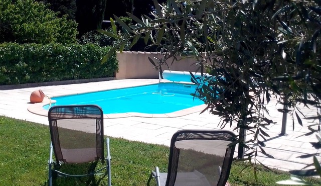The Moulin de Milan cottage at Cheval Blanc between Alpilles and Luberon