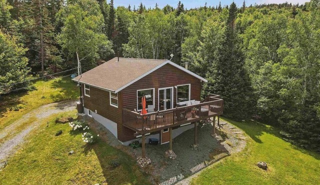 The Nature Dream House, Vacation home on Bras d'Or Lake, Cape Breton Island