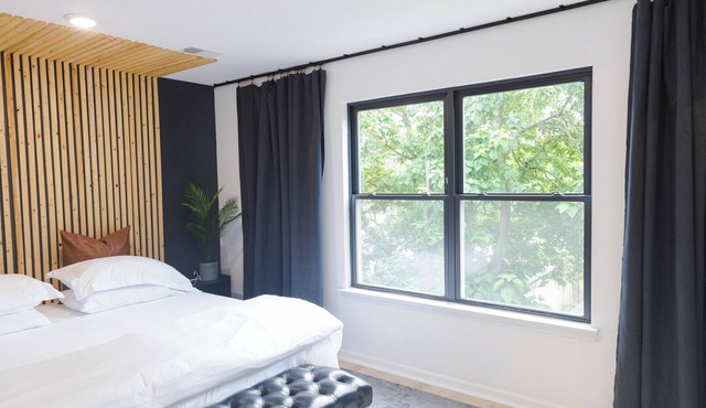 THE NEWARK HIDEAWAY