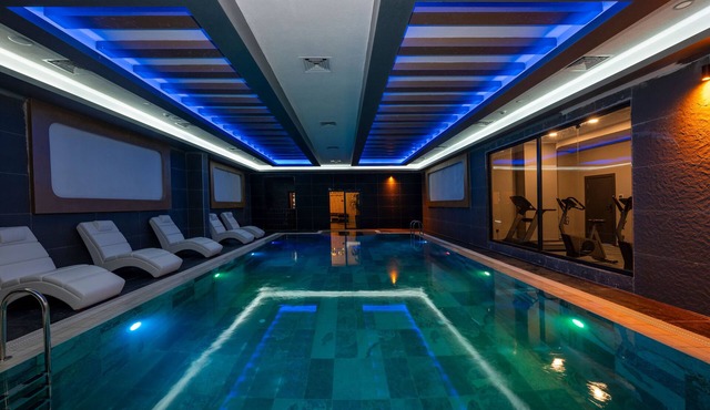 The Nirvanas Hotel