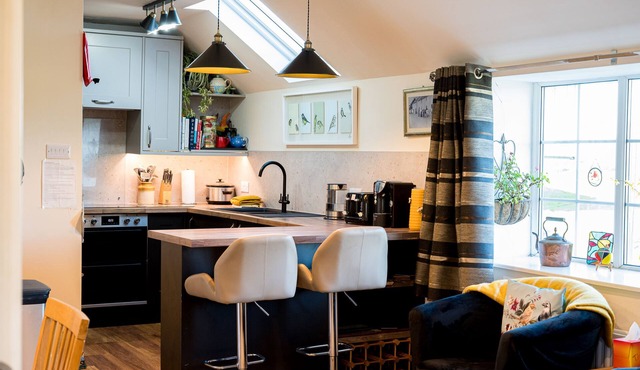 The Old Blacksmith - a cottage that sleeps 6 guests in 3 bedrooms