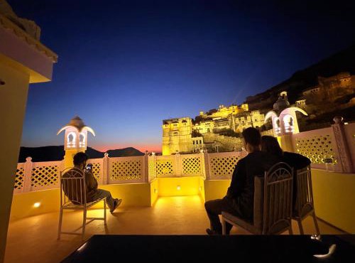 The Palace View Homestay & Restaurant