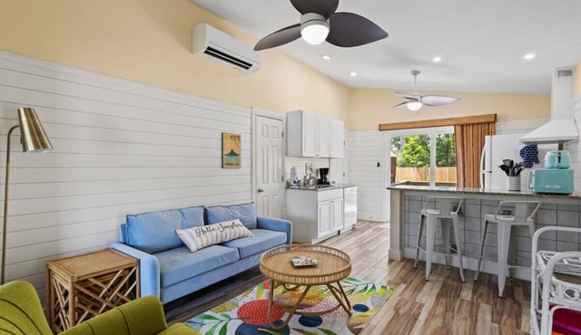 The Palms Cottage Four- A Green Haven on Sanibel's East End
