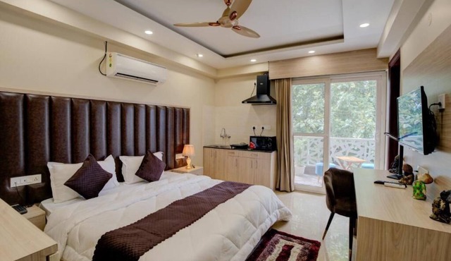 The Paras Studio Serviced Apartments