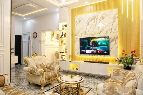 The Peak Residence