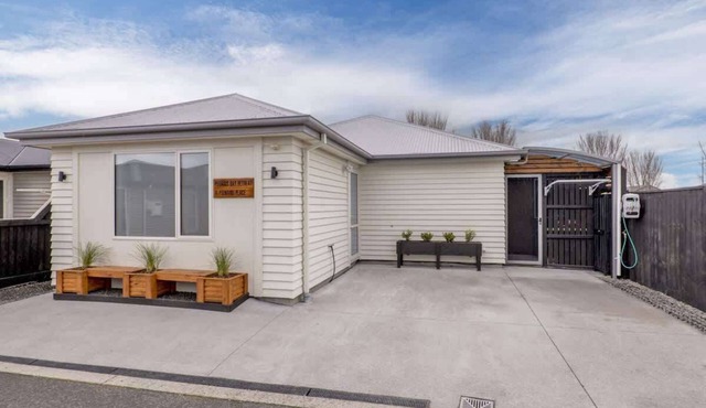 The Pegasus Bay Retreat - Sauna, Ice Bath, Hot Tub