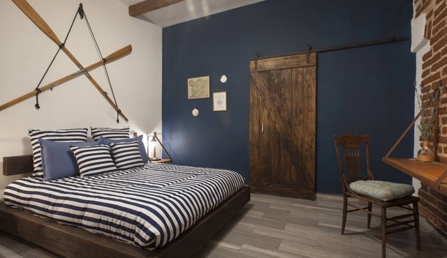 The place with most vintage maritime atmosphere in an old house plenty of detail