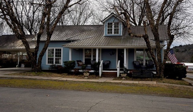 The Ramsey House located in the heart of Pangburn