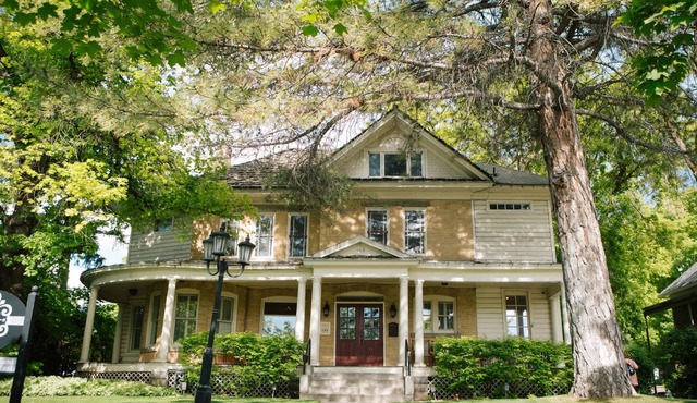 The Riter Mansion