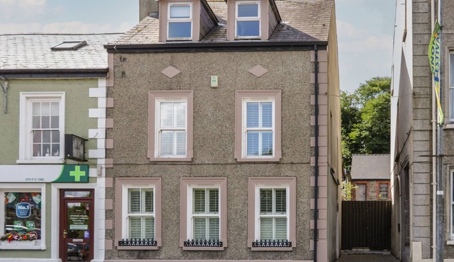 THE RIVER HOUSE, pet friendly in Ramelton, County Donegal
