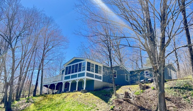 The Riverside Treehouse