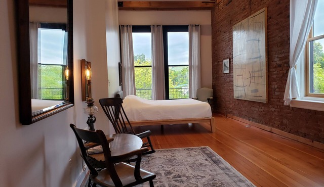 The Royal Block - Room 4