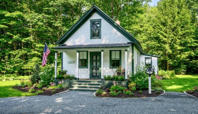 The SchoolHouse